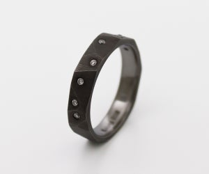 Tommi Salonen / SAVU design - Kallio (narrow diamond ring, black)