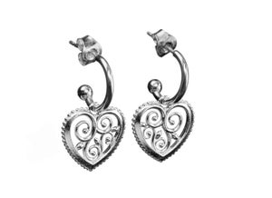 Carina Blomqvist / Lumoava: Hearts (earrings)