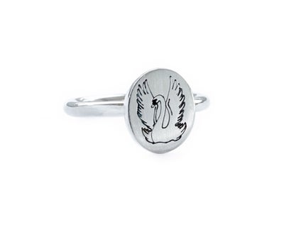 Jaana Junkkaala / Pioni Design - Swan (ring)