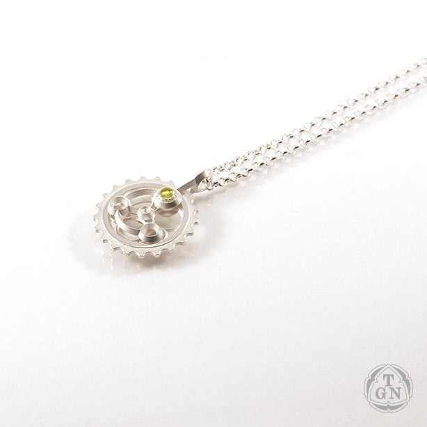 Juhani Ananin: Parts of The Machine Singu (pendant with peridot)