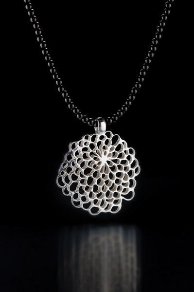 Tiina Arkko / Oz Jewel - Keh&auml;kukka (pendant)